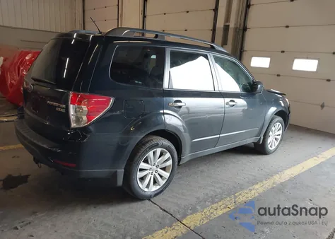 2011 Subaru Forester 2.5X Premium z USA, uszkodzony, nr VIN JF2SHADC5BH704096